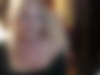 Live cam show with SofiaDream - Cougar on Lustler