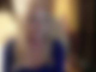 Live cam show with SofiaDream - Domination on Latina Girls