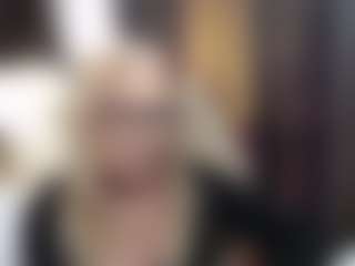 Live cam show with SofiaDream - Cougar on liverealitysex.com