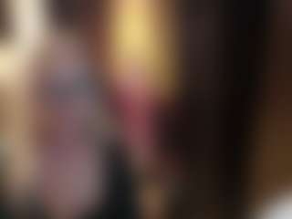 Live cam show with SofiaDream - Cougar on TottyGirls