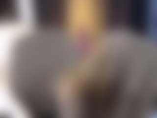 Live cam show with SofiaDream - Cougar on CamwithHer