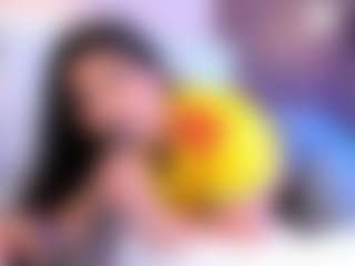 Live cam show with AvyMilton - Facial on Sex Cam Show