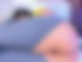 AvyMilton's Live Sex Cam Show