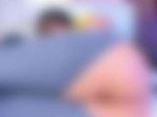 AvyMilton's Live Sex Cam Show