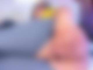 AvyMilton's Live Sex Cam Show