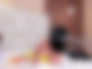 Live cam show with AvyMilton - Hairy Pussy Teen (18+) on xxxlivecams.org
