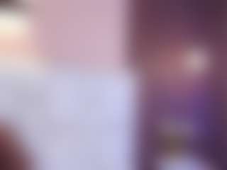 AvyMilton's Live Sex Cam Show
