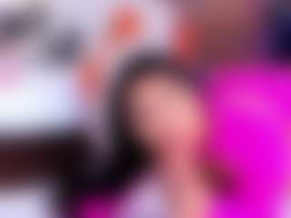 Show de cam en vivo con AvyMilton - Erotic Dance en Camsoda