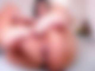 Live cam show with Charlote - Slave on eurowanks.com