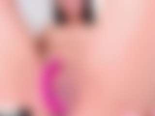 Live cam show with Charlote - Bisexual on xplaylive.com