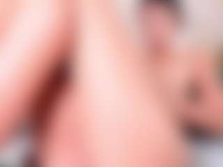 Live cam show with Charlote - Bisexual on Latina Girls
