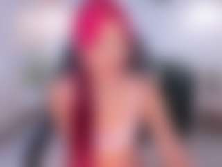 Sara Evans's Live Sex Cam Show