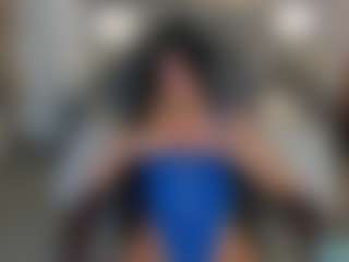 Live cam show with Sara Evans - Oil on Soda Cam