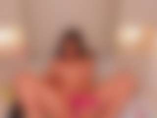 Live cam show with TRISHA - Facial Piercings on Pornisteam.com