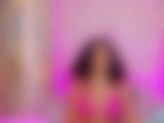 Live cam show with TRISHA - Public Ebony on parknlotfishbdy