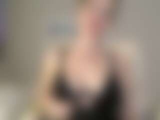 Live cam show with cutieincalvins - Fishnets on madthumbs