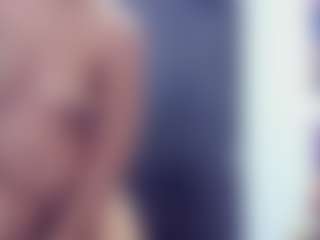 CarliThomson's Live Sex Cam Show