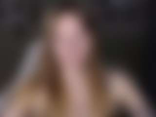 Live cam show with littlevildevil - Solo on Livezox