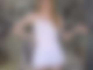 Live cam show with littlevildevil - Nails on Soda Cam