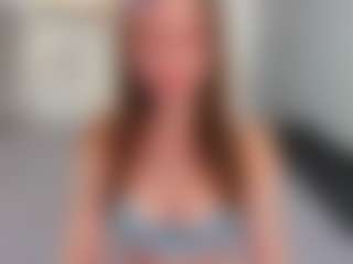Live cam show with innalovely - Shaved on Dolls Live