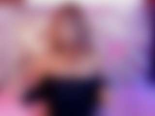 Live cam show with Kendy-Wiilkinson - Bbc on EXY