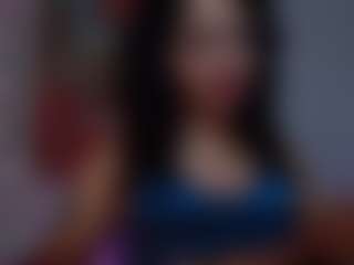 Live cam show with Vanessa - Nipple Piercings on hornycams.live