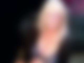 Spettacolo in cam dal vivo con Alice's Curiosity - Smoker su Camsoda