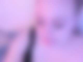 EstellaLuna's Live Sex Cam Show