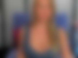 Live cam show with LatoyaFun - Long Hair on milfzrlive.com