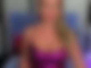 LatoyaFun's Live Sex Cam Show