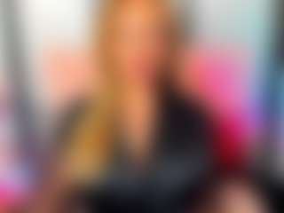 Live cam show with LatoyaFun - Long Hair on Mixed Magazine Live