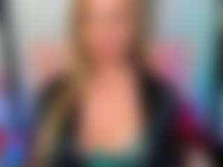 Live cam show with LatoyaFun - Long Hair on WildCum