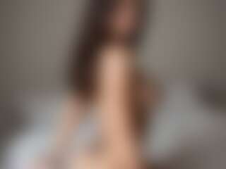 Miamiam's Live Sex Cam Show