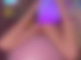 Live cam show with AnnaPrince - Panties on Camsoda