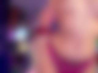 Live cam show with AnnaPrince - Red Hair on StripNow