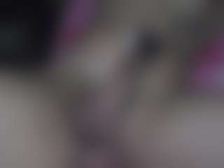 axel-ag05's Live Sex Cam Show