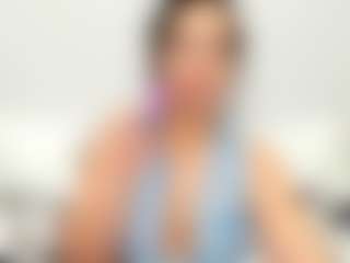 LindaInsatiable's Live Sex Cam Show