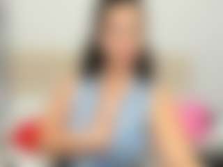 LindaInsatiable MILF webcam performer live streaming