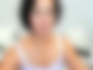 Live cam show with LindaInsatiable - Average on LiveSexCams6