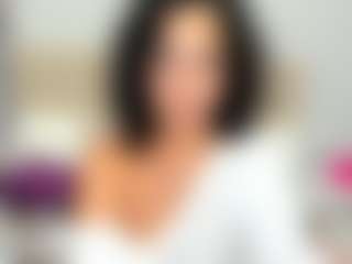 LindaInsatiable's Live Sex Cam Show