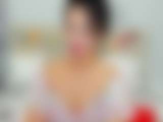 Live cam show with LindaInsatiable - Fetish MILF on Camming Site
