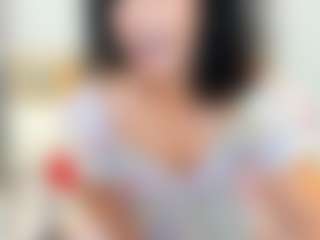 LindaInsatiable MILF webcam performer live streaming