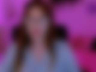 Live cam show with nikol-kitt - Strip on Dolls Live