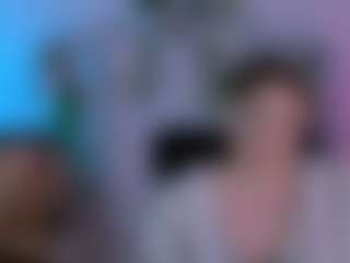 Live cam show with nikol-kitt - Mature on madthumbs
