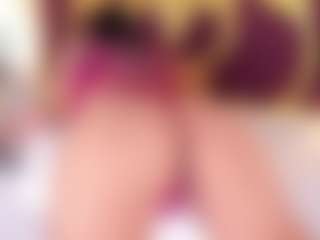 Live cam show with PameelaRoberts - Body Massage on Hubzter Live