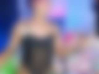 Live cam show with annahotdoll - Black Hair on StripNow