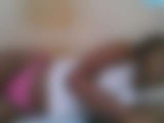 Live cam show with ashley-ella - Living Room on intimatelivegirls.com