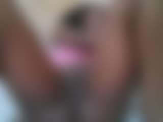 Live cam show with ashley-ella - Living Room on LiveSexCams6