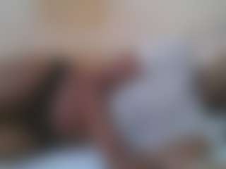 Live cam show with ashley-ella - Living Room on CSO-WL