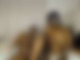 Bella's Live Sex Cam Show